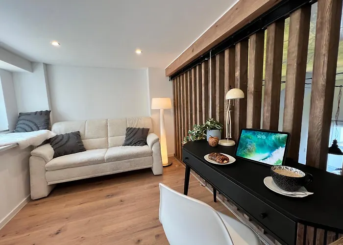 Unter Der Baumkrone *